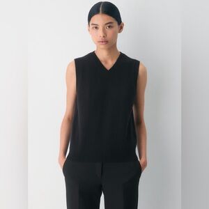 Aritzia Bare Cashmere V-Neck Sweater Cottagecore Vest Size XS